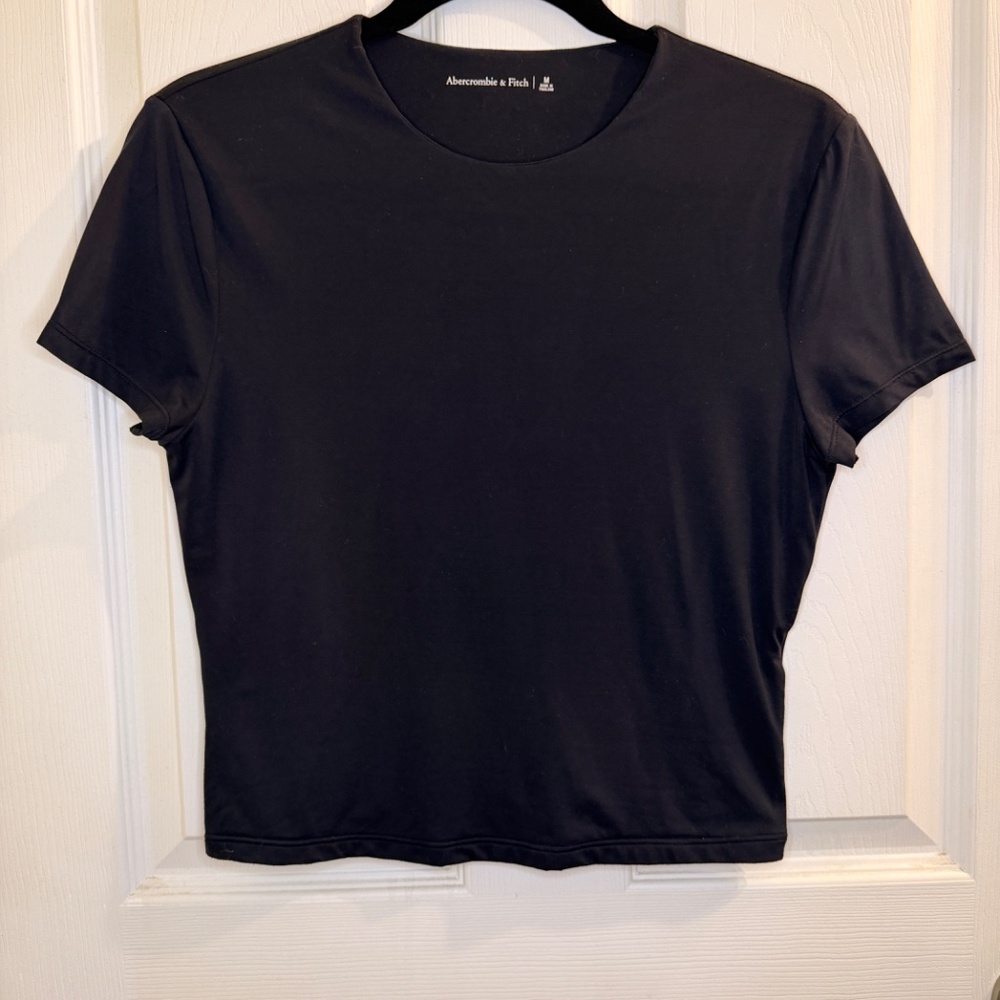 Abercrombie Cropped Baby Tee Size M Fitted Stretch Basic Top